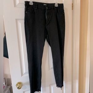 Buffalo Ankle Jean Size 33